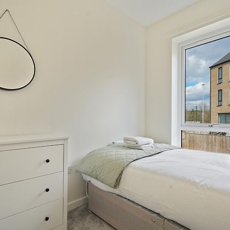 Mersey Way, Spacious 3 Bed Home, Close To Sheffield City Centre & Free Driveway Parking - Perfect For Workers, Groups & Families - Hosted By Stay Host Save Exteriér fotografie