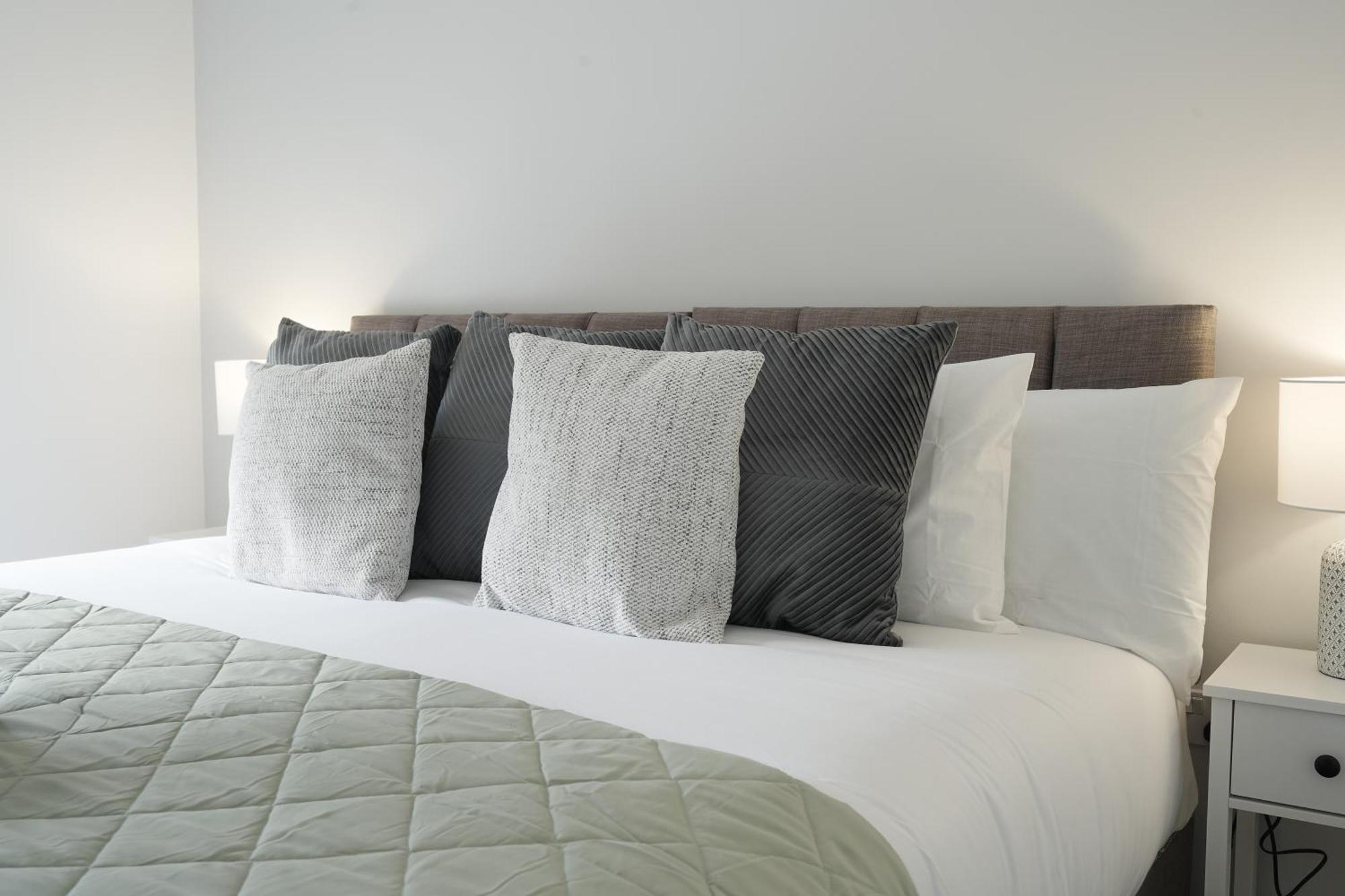 Mersey Way, Spacious 3 Bed Home, Close To Sheffield City Centre & Free Driveway Parking - Perfect For Workers, Groups & Families - Hosted By Stay Host Save Exteriér fotografie